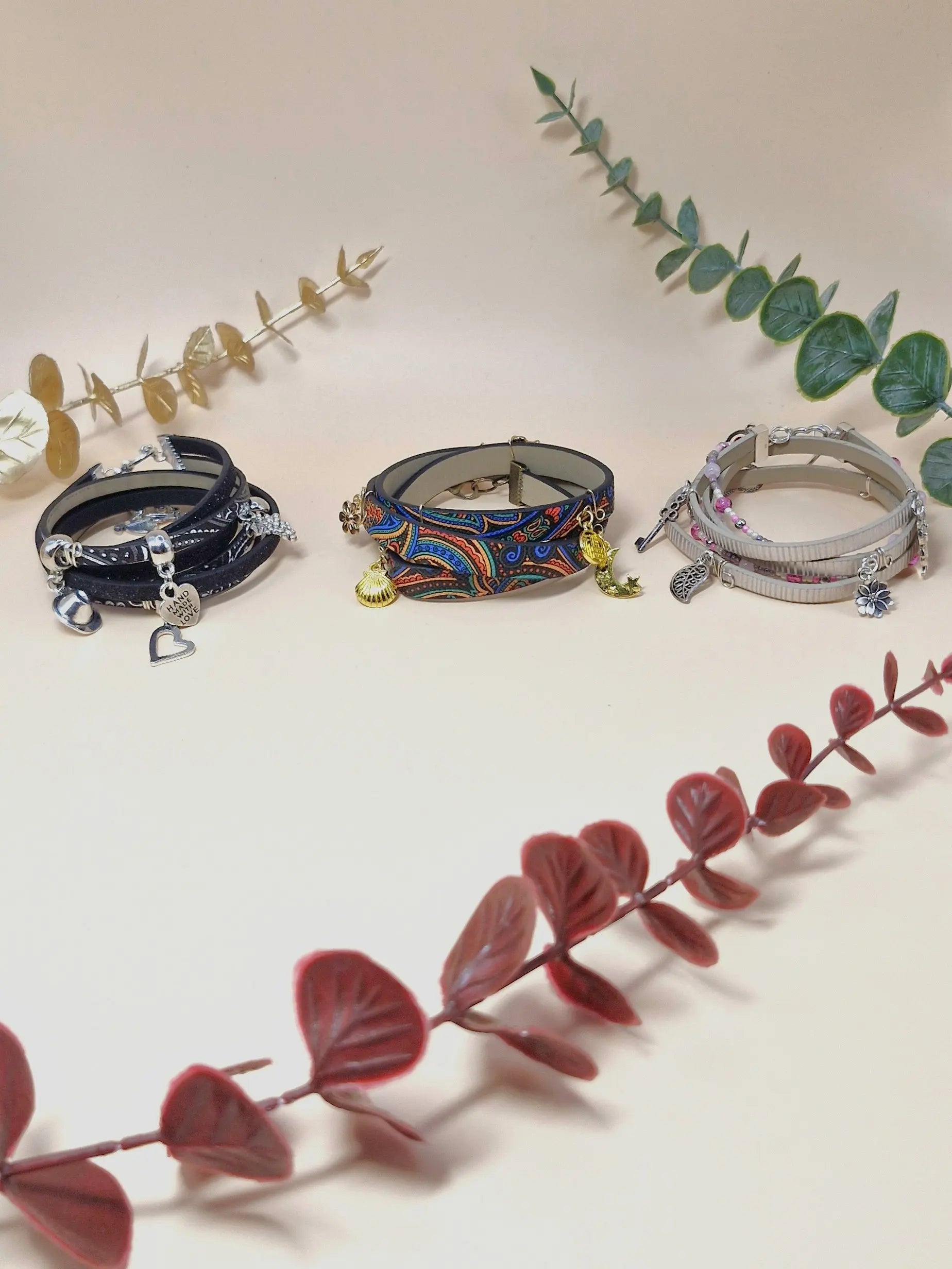 Skóra eko z zawieszkami ✨