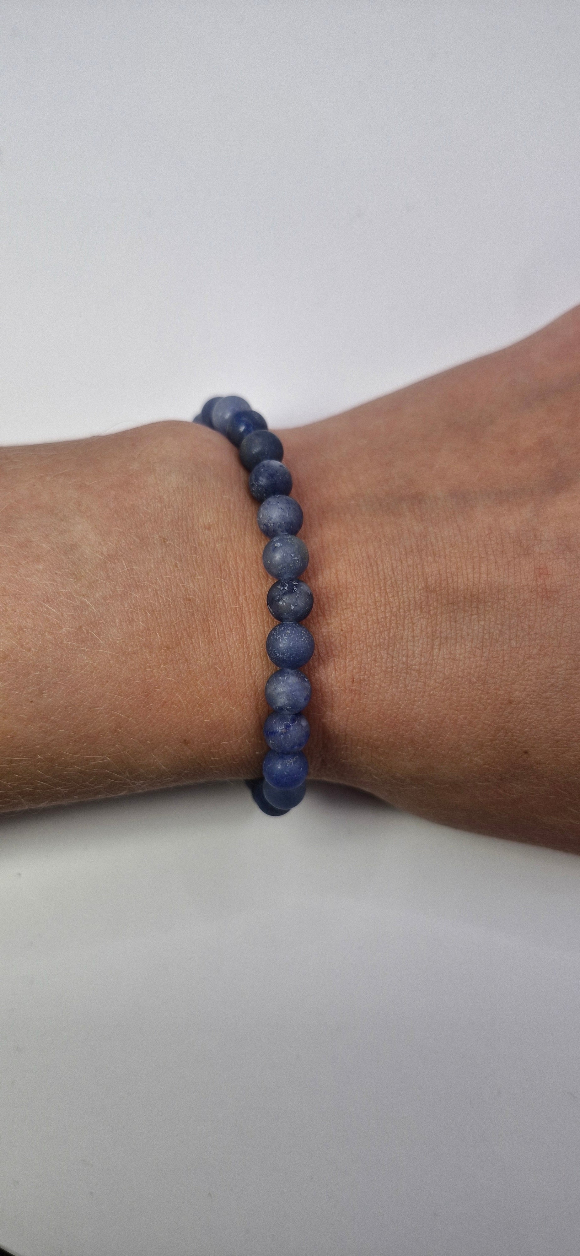 Bransoletka Sodalit Mat – minimalistyczny błękit