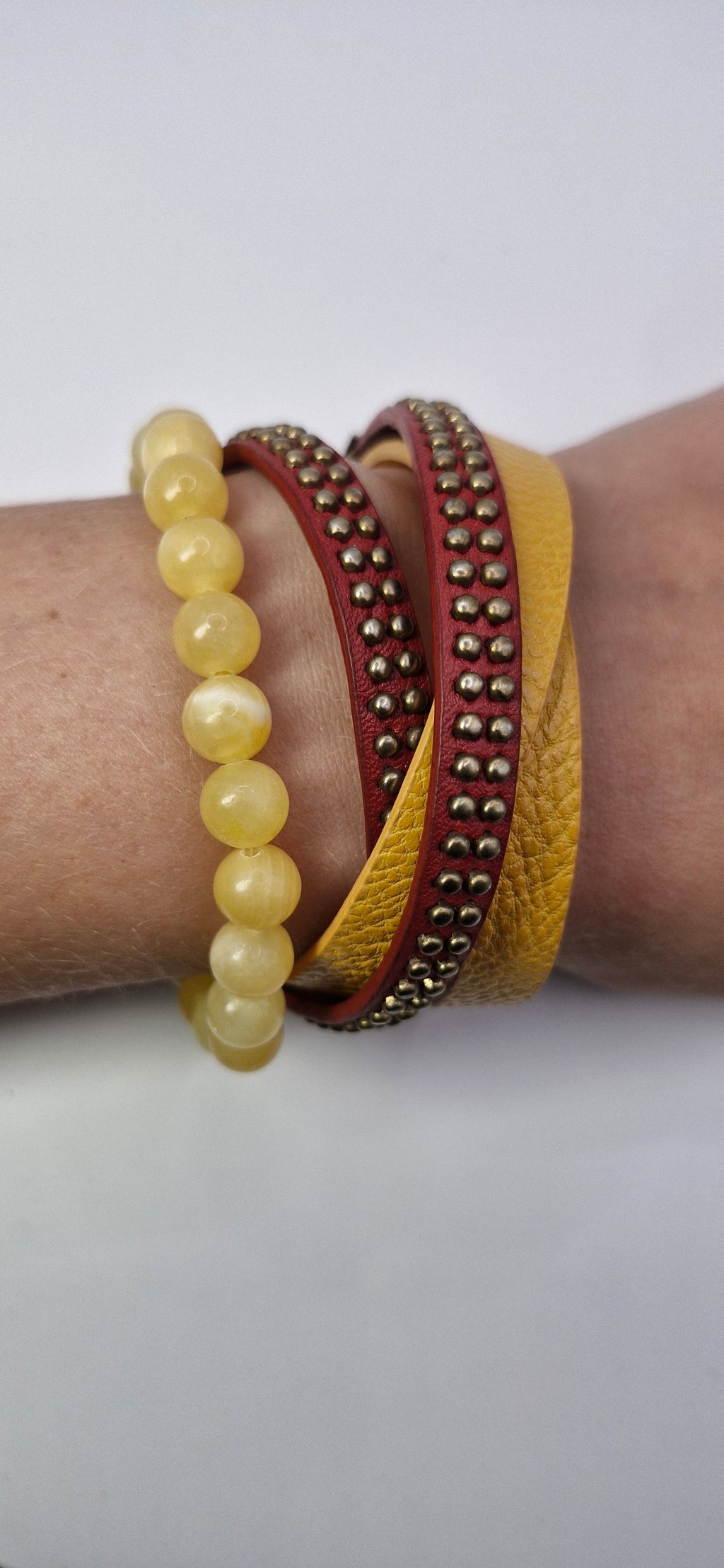 Zestaw „Honey Pop” — żółty kamień + czerwono-żółty wrap z nitami