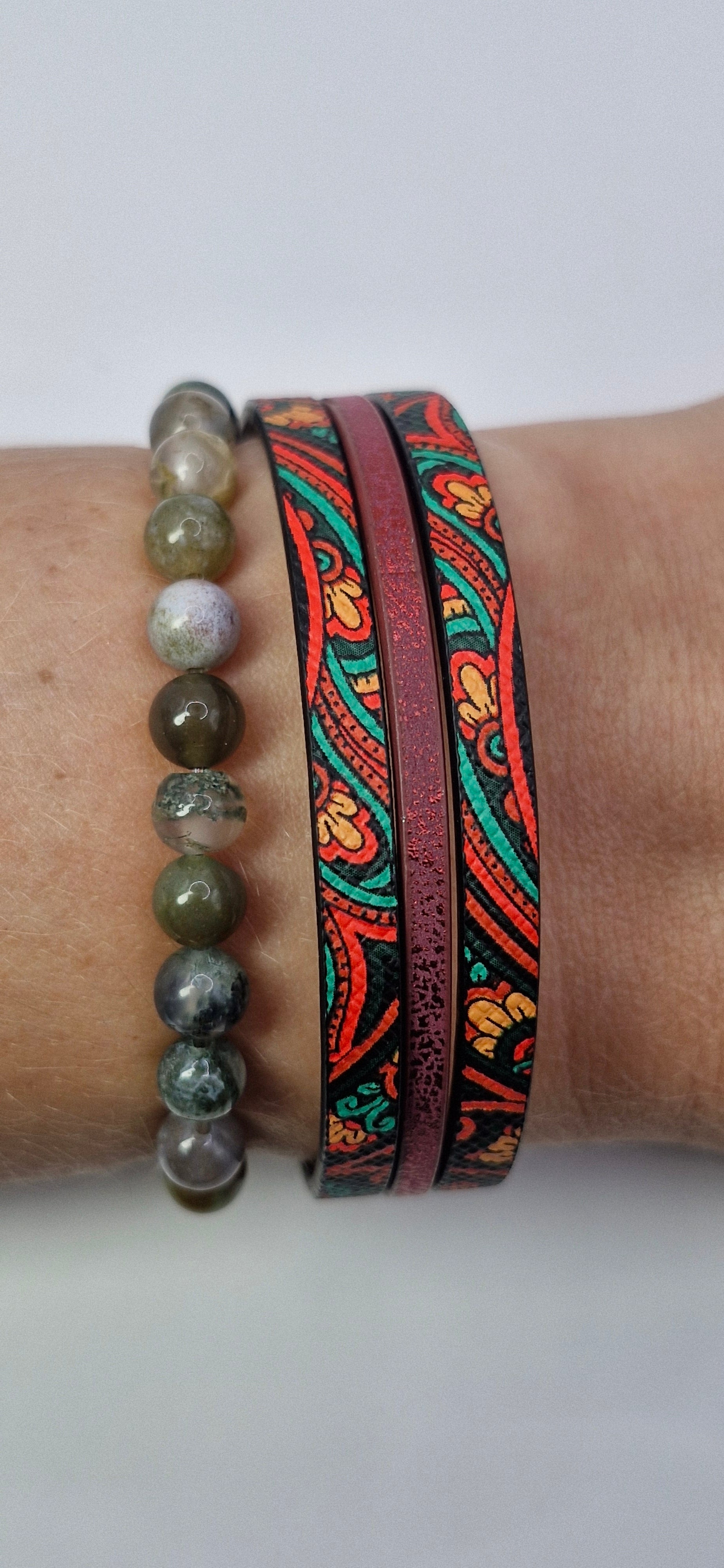 Zestaw „Boho Spice” — zielony agat + etniczny rzemień czerń/czerwień/zieleń