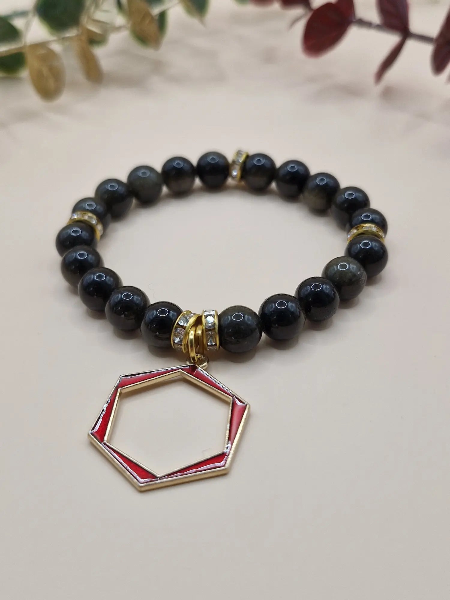 🖤 Bransoletka z naturalnych kamieni – czarny obsydian z geometryczną zawieszką