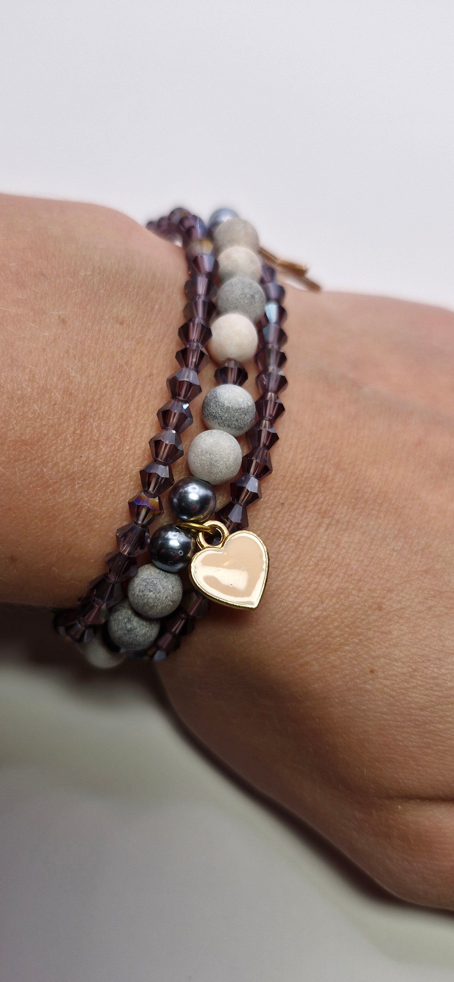 Bransoletka „Trio z Sercem” — kamienie, kryształy i zawieszka