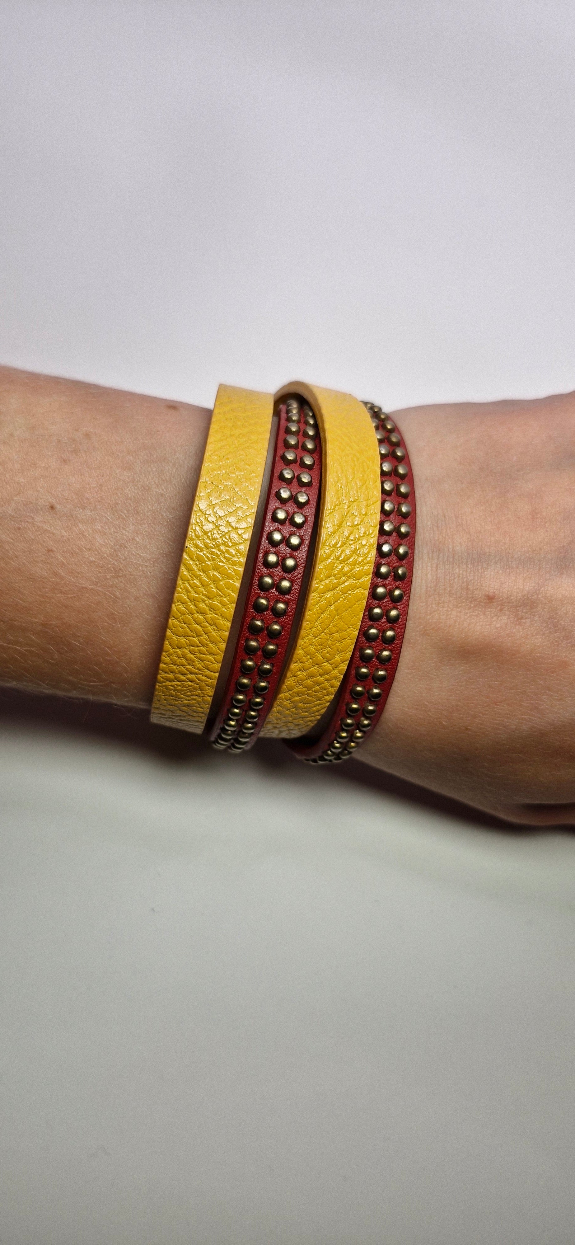 Bransoletka wrap „Mustard Studs” — musztarda z nitami