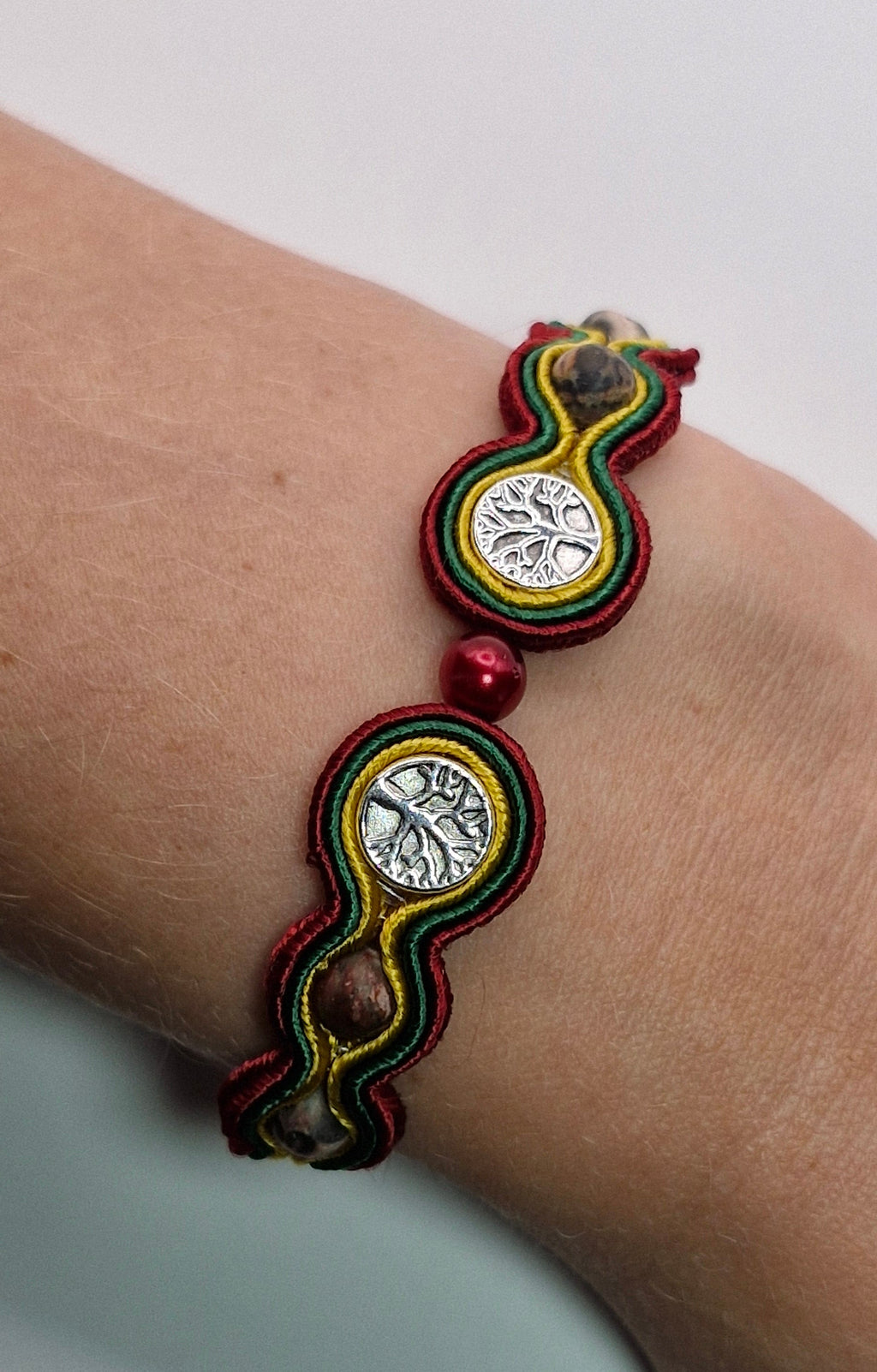 Bransoletka sutasz „Roots & Rhythm” — drzewko życia