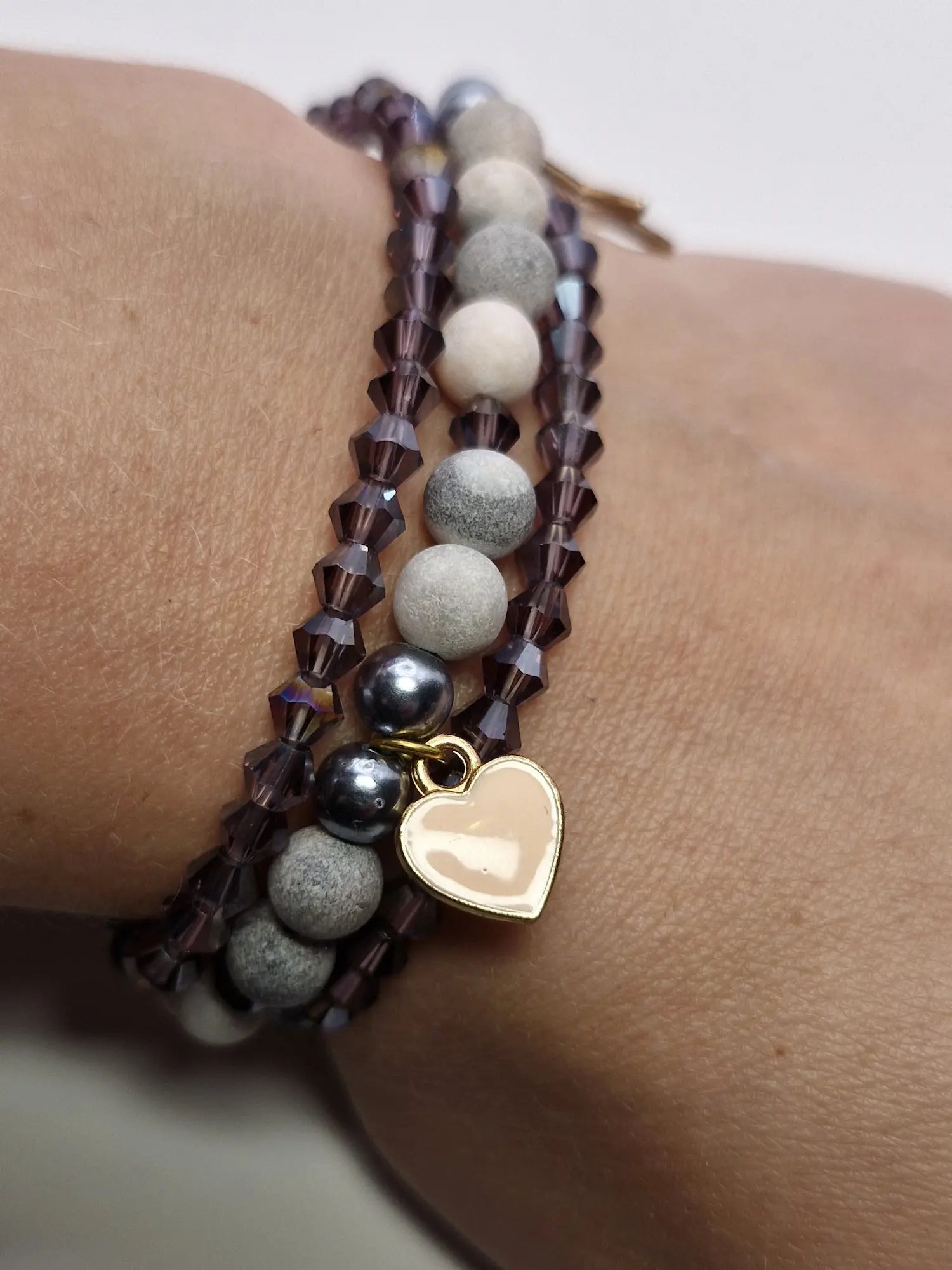 Bransoletka „Trio z Sercem” — kamienie, kryształy i zawieszka