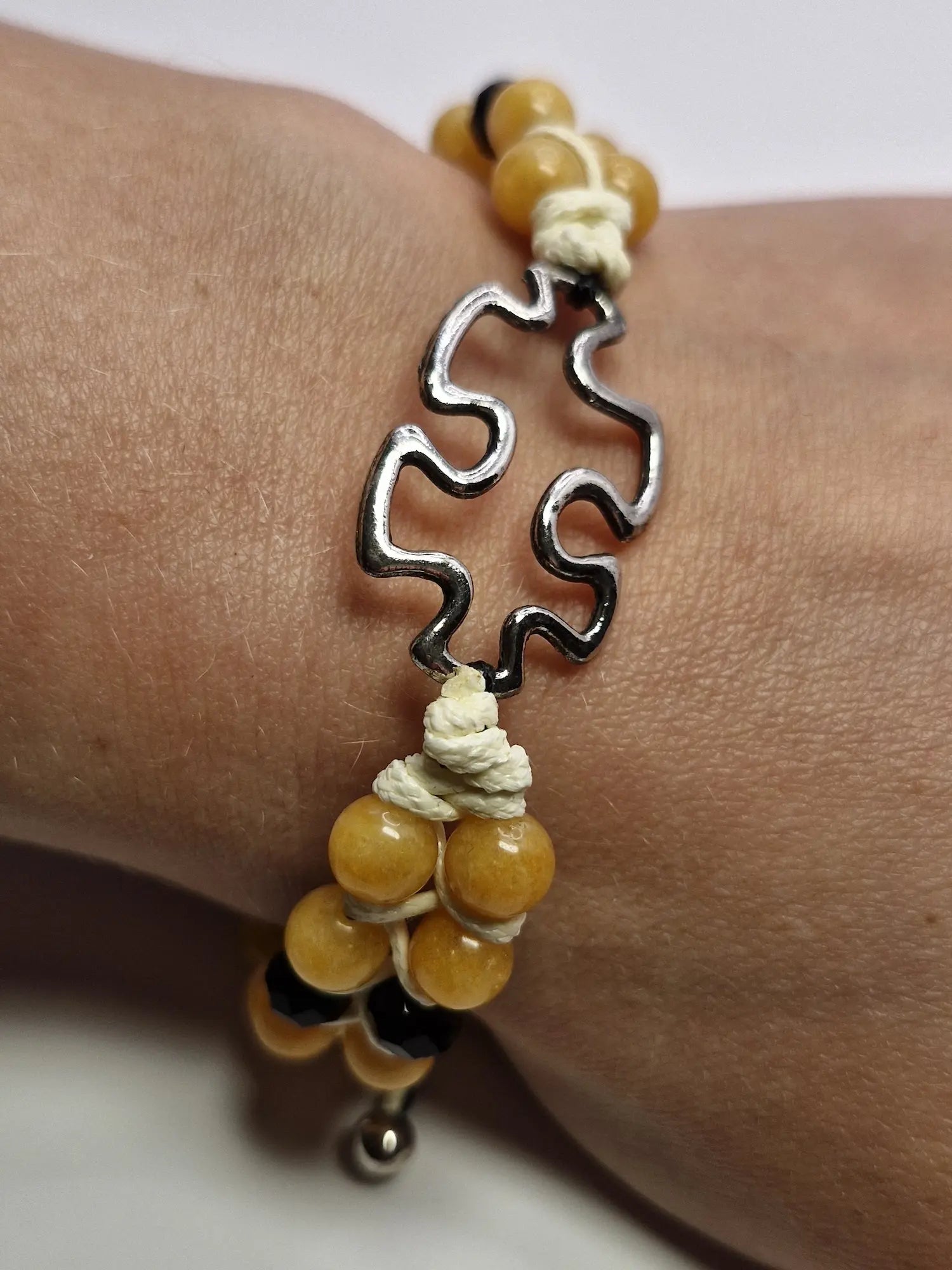 Bransoletka Puzzle – miodowy jadeit & makrama