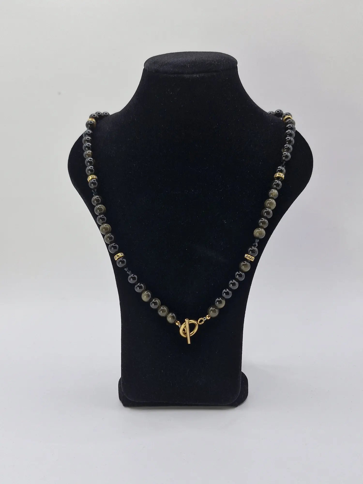 Naszyjnik z jaspisu „Ciepła Terra” — zapięcie toggle złote