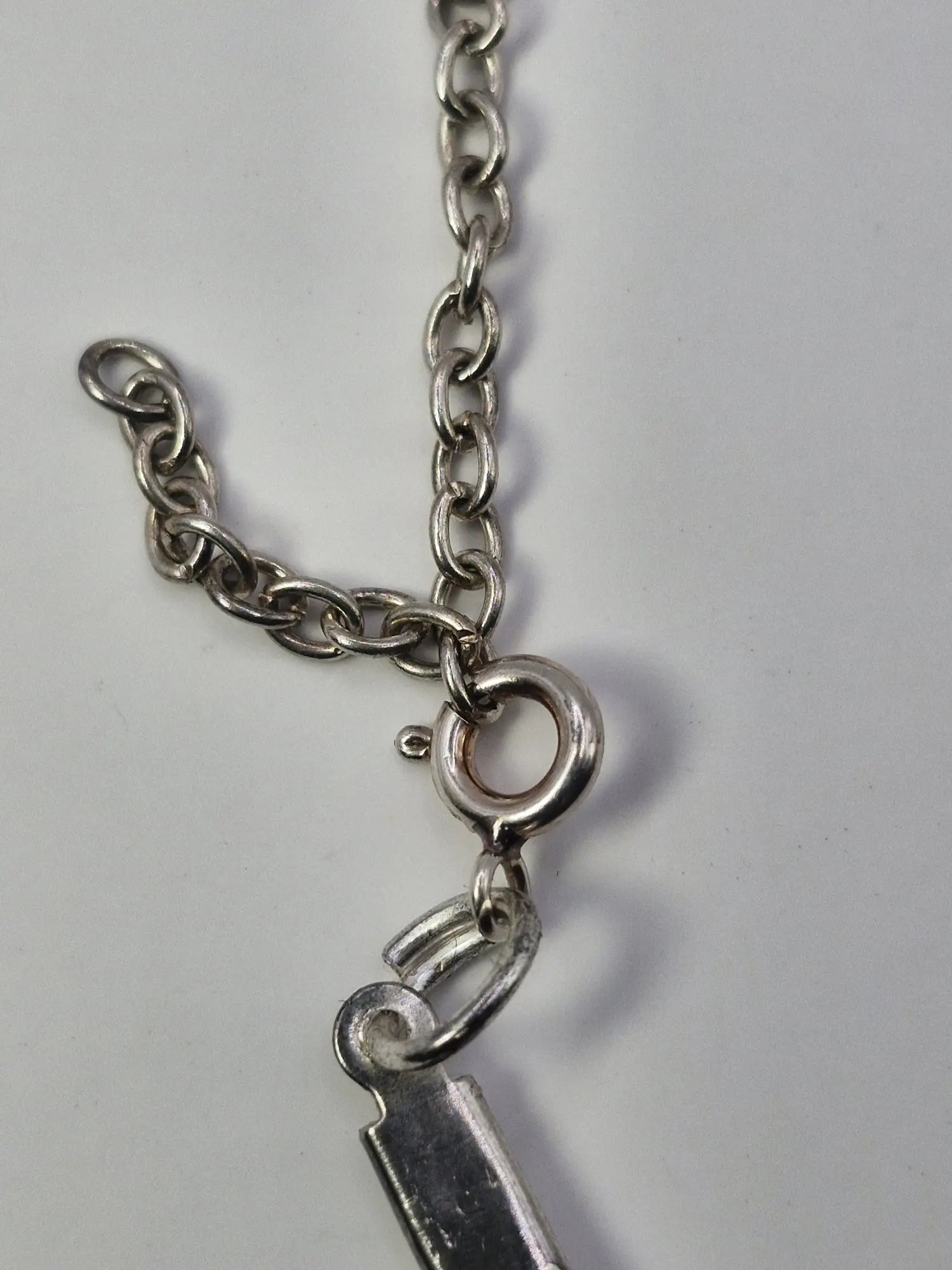 Naszyjnik sutasz „Red & Pearl Drop” — czerwono-srebrny