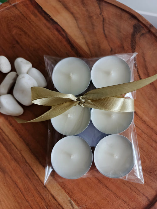 Białe świeczki Tealight – elegancki zestaw dekoracyjny-tealighty sojowe 6 szt