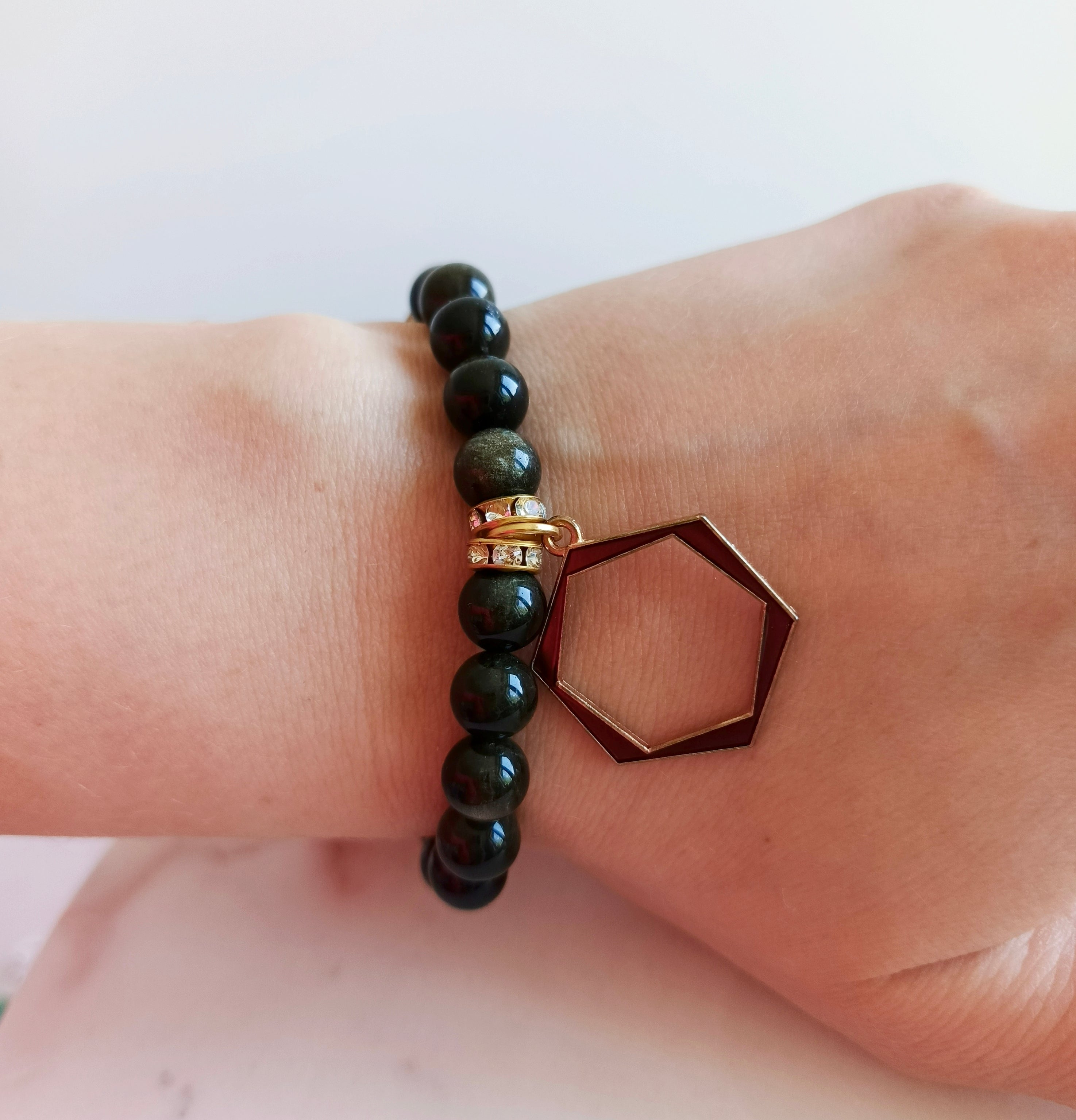 🖤 Bransoletka z naturalnych kamieni – czarny obsydian z geometryczną zawieszką