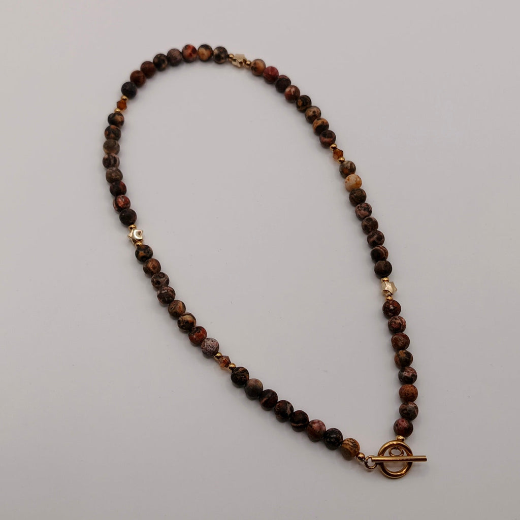 Naszyjnik z jaspisu „Ciepła Terra” — zapięcie toggle złote