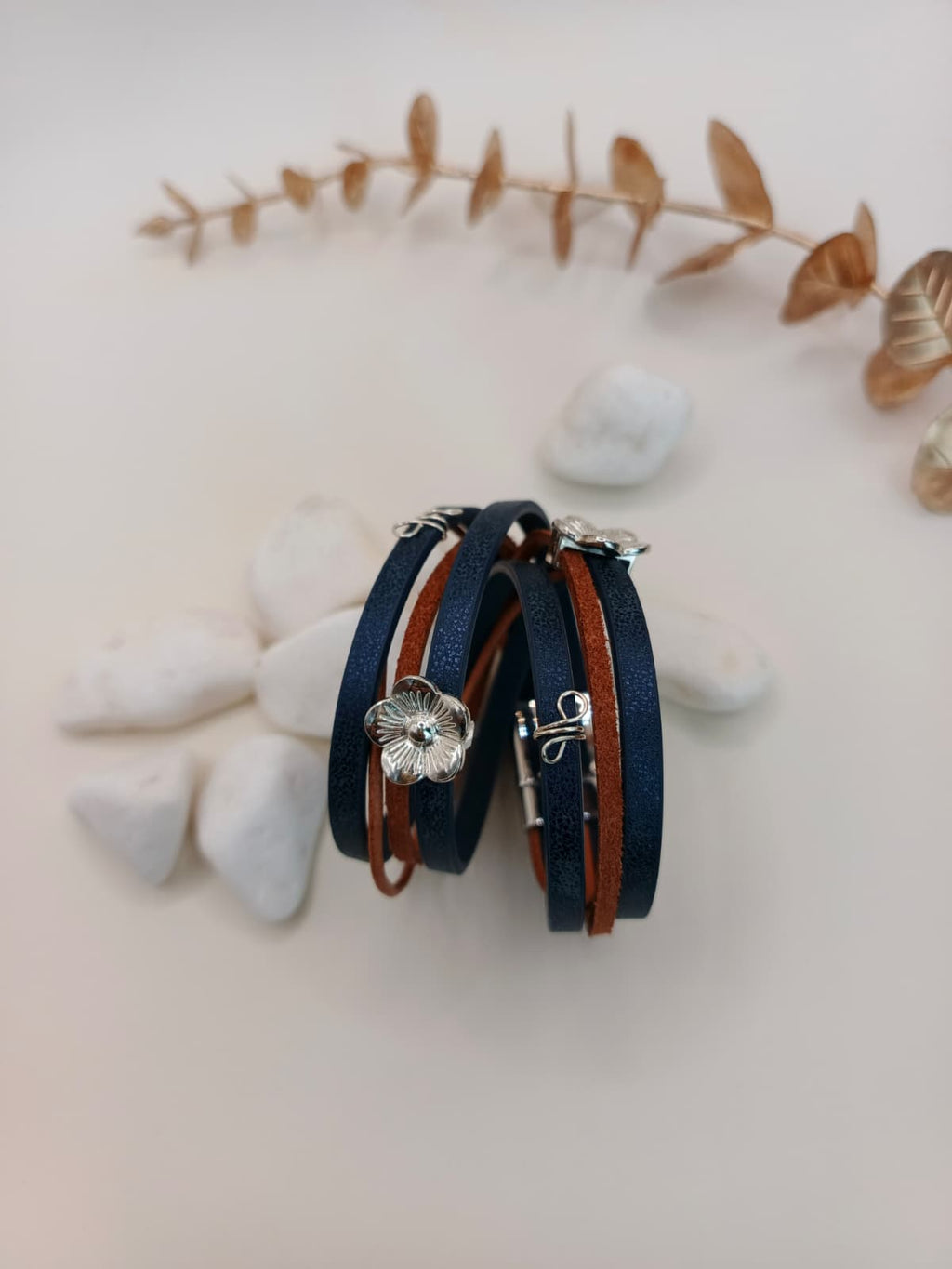 Choker i bransoletka 2w1 ze skóry eko "srebrzyste detale"