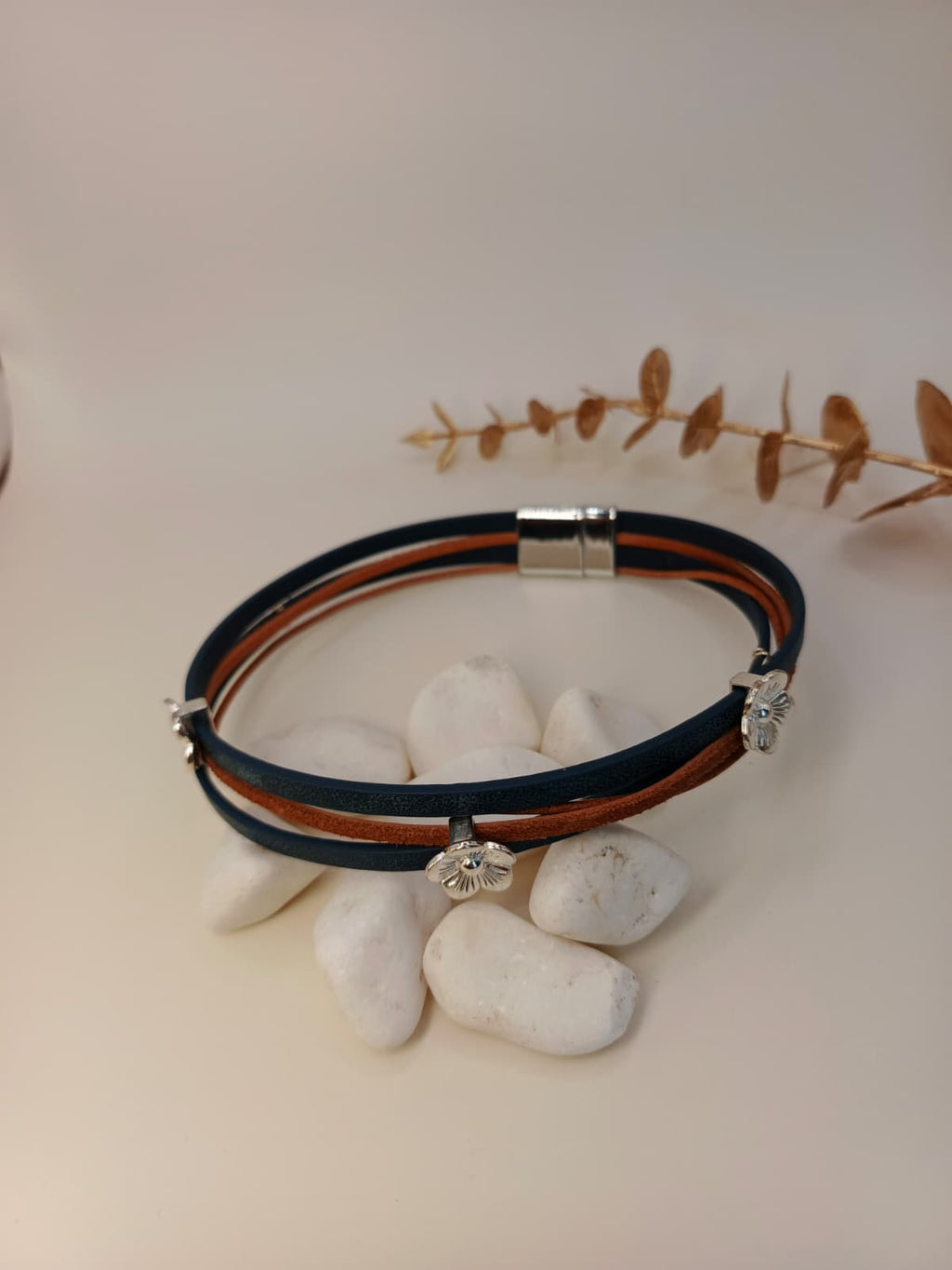 Choker i bransoletka 2w1 ze skóry eko "srebrzyste detale"