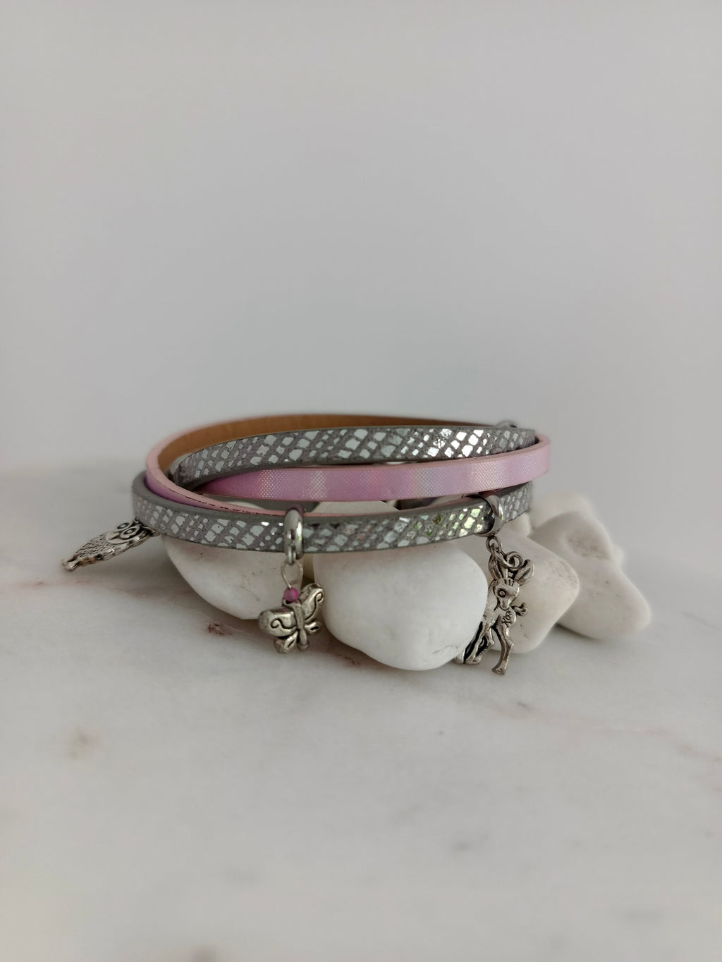 Bransoletka „Silver & Blush Charms”