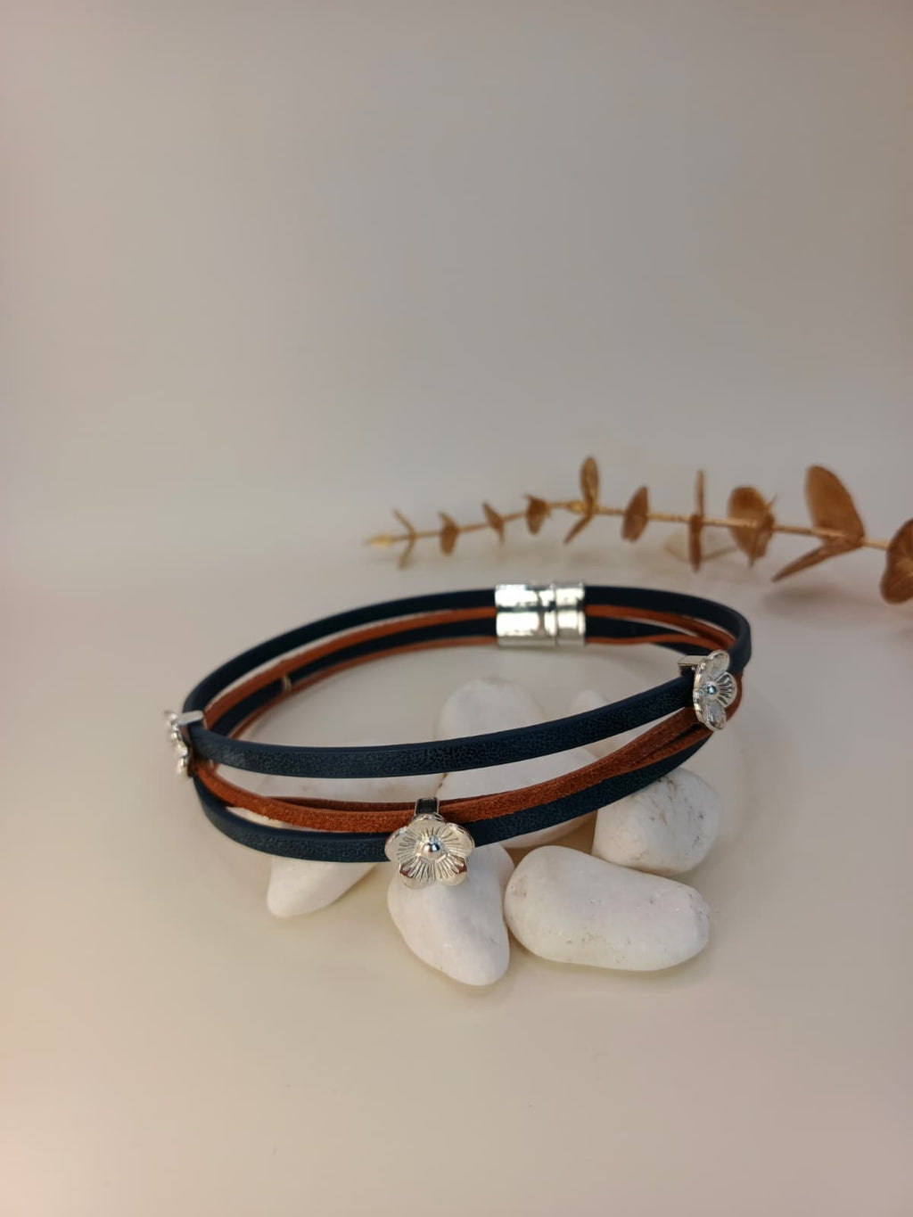 Choker i bransoletka 2w1 ze skóry eko "srebrzyste detale"